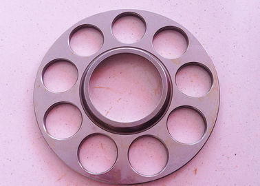 Установленные части гидронасоса экскаватора плиты К3В63